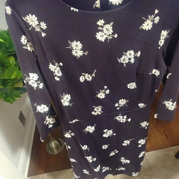 Patterned Ponte-Knit Sheath Dress Med - Picture 6 of 7